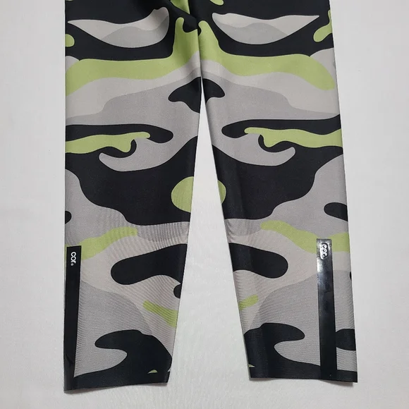 NWT COR designed by ultracor leggings sz M - Picture 9 of 9
